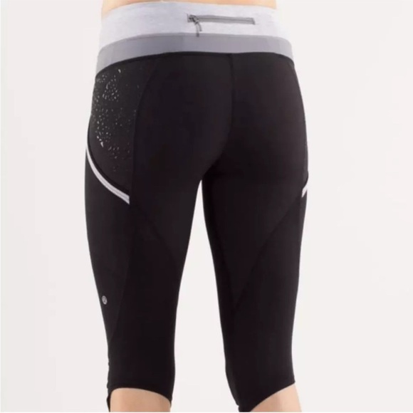 Lululemon Run a Marathon Cropped Leggings - Picture 2 of 14